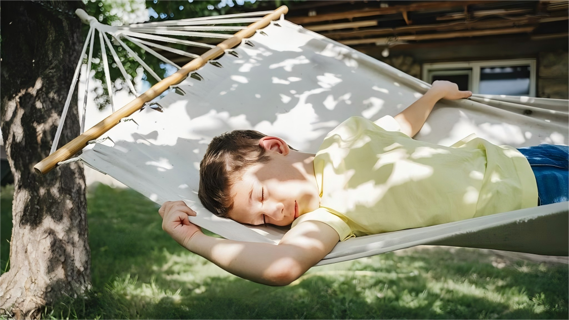 周末补觉有望改善青少年心理状态