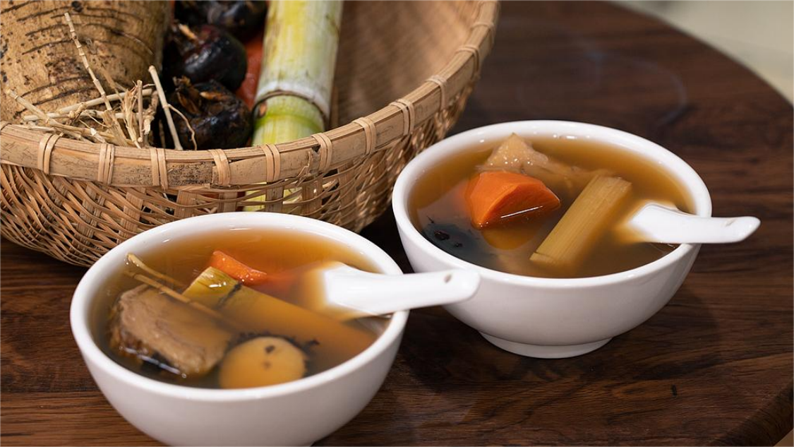 ���粻�ʡ���΢Ѫѹƫ�ߣ�����������ݸ�����ˮ��