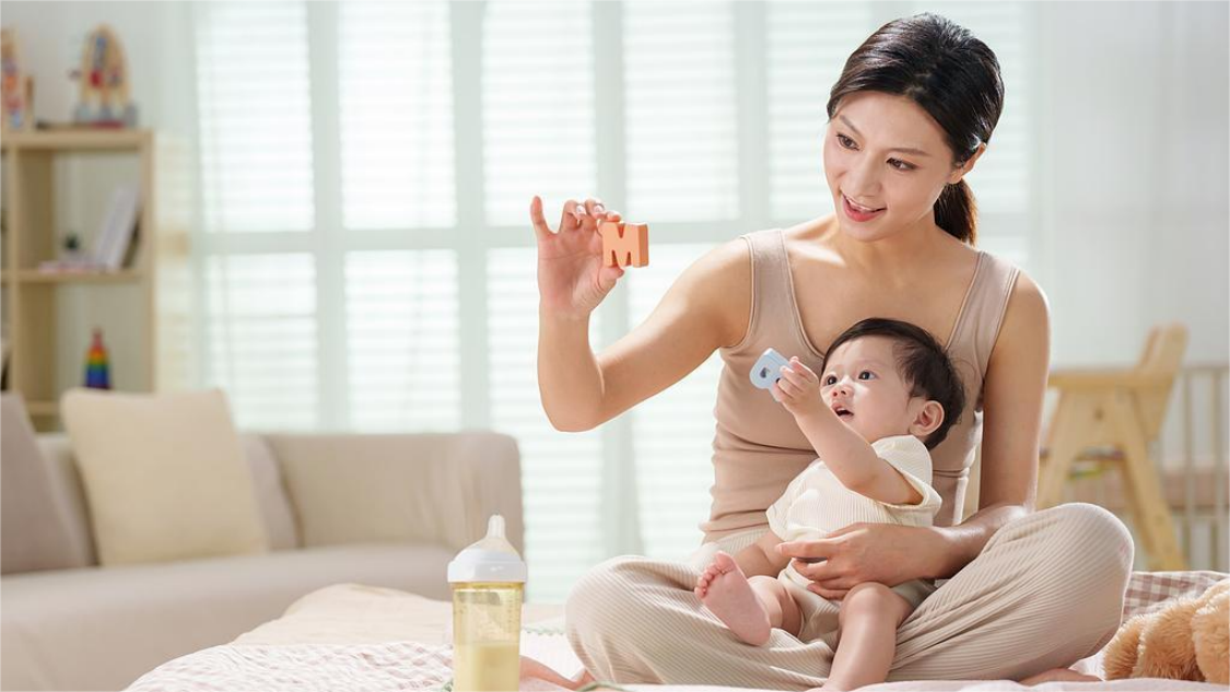 母乳喂养:助生命迈出坚实“第一步”